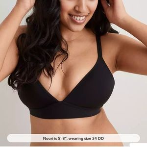 Aerie black lightly lined no wire bra